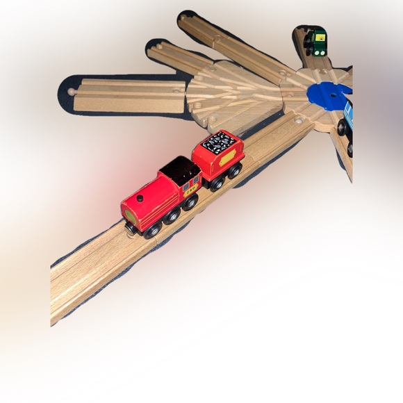 Melissa and Doug train set - Picture 7 of 8